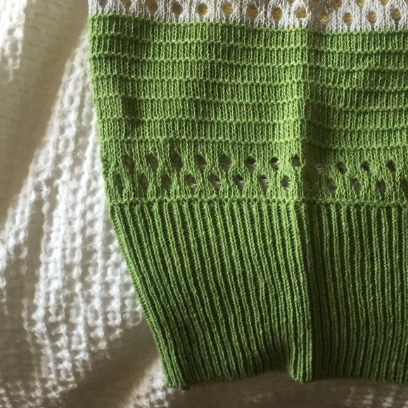 Sweater with Hoodie - Picture 6 of 8